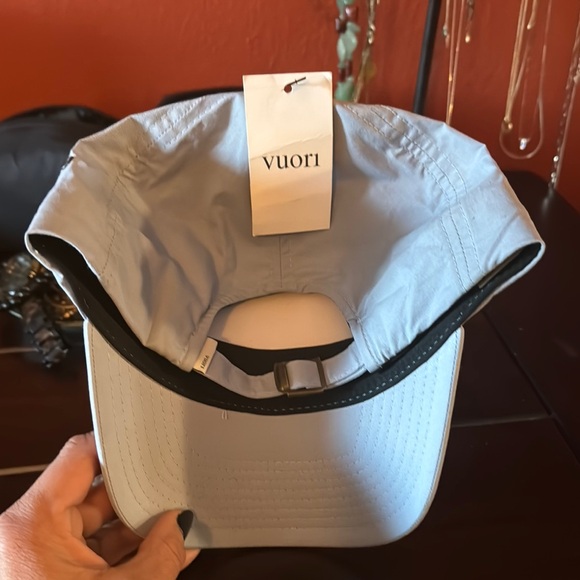 Vuori Activ Club Gray Cap - Picture 3 of 5